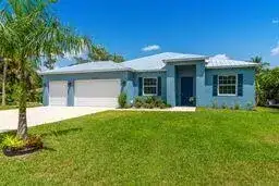 2070 NW PINE TREE Way, Stuart FL 34994 photo 2