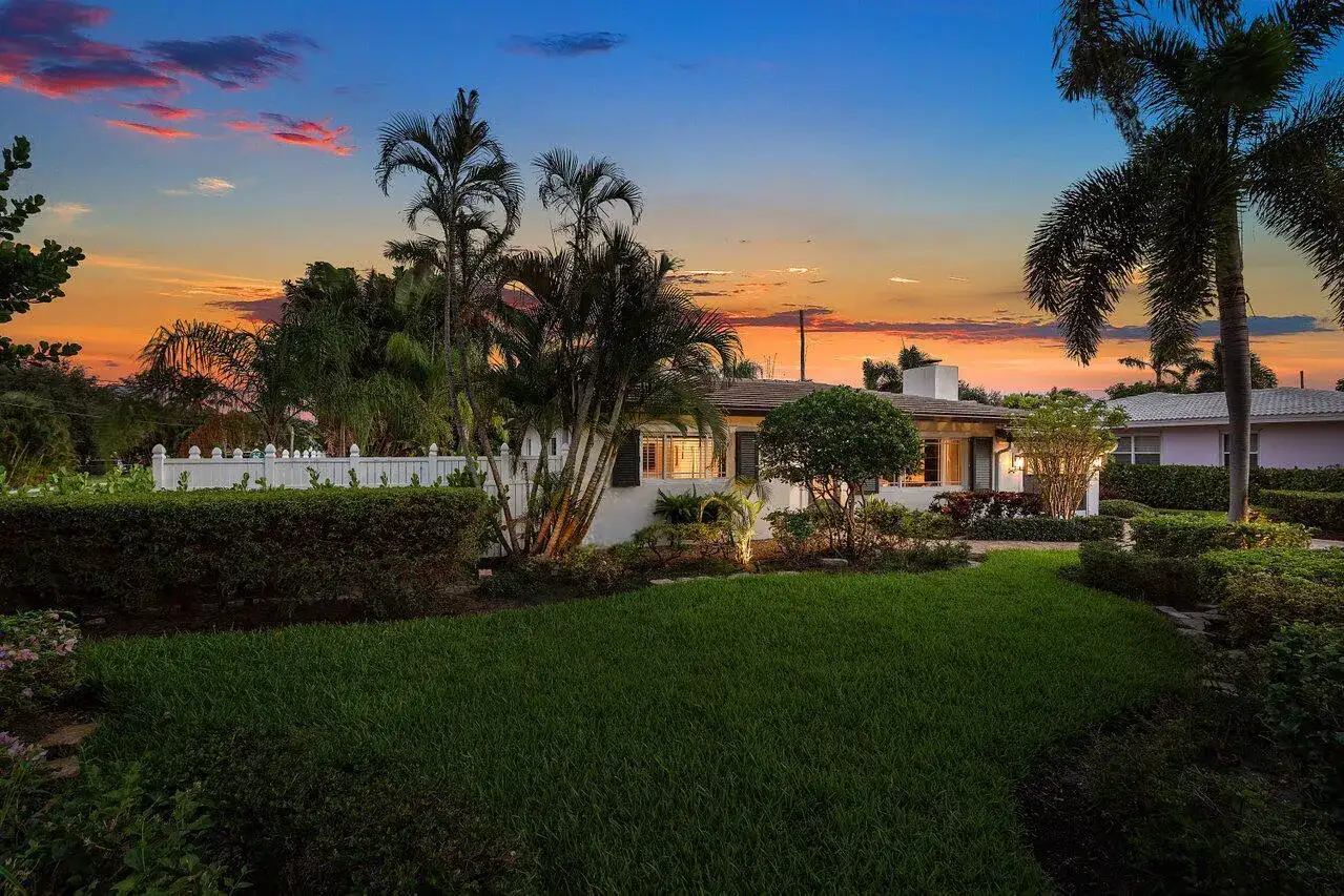 124 Bonnie Briar Lane, Delray Beach FL 33444 photo 3