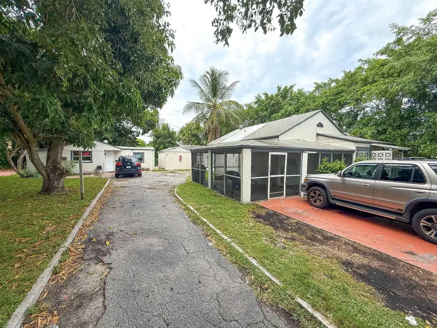 638 50TH Street, West Palm Beach FL 33407 photo 3