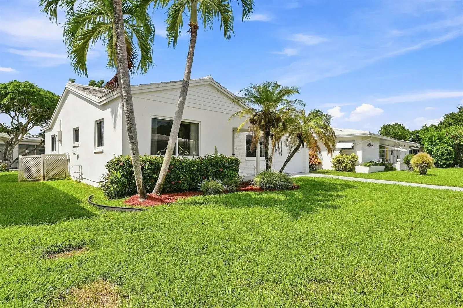 7104 NW 70TH Court, Tamarac FL 33321 photo 4