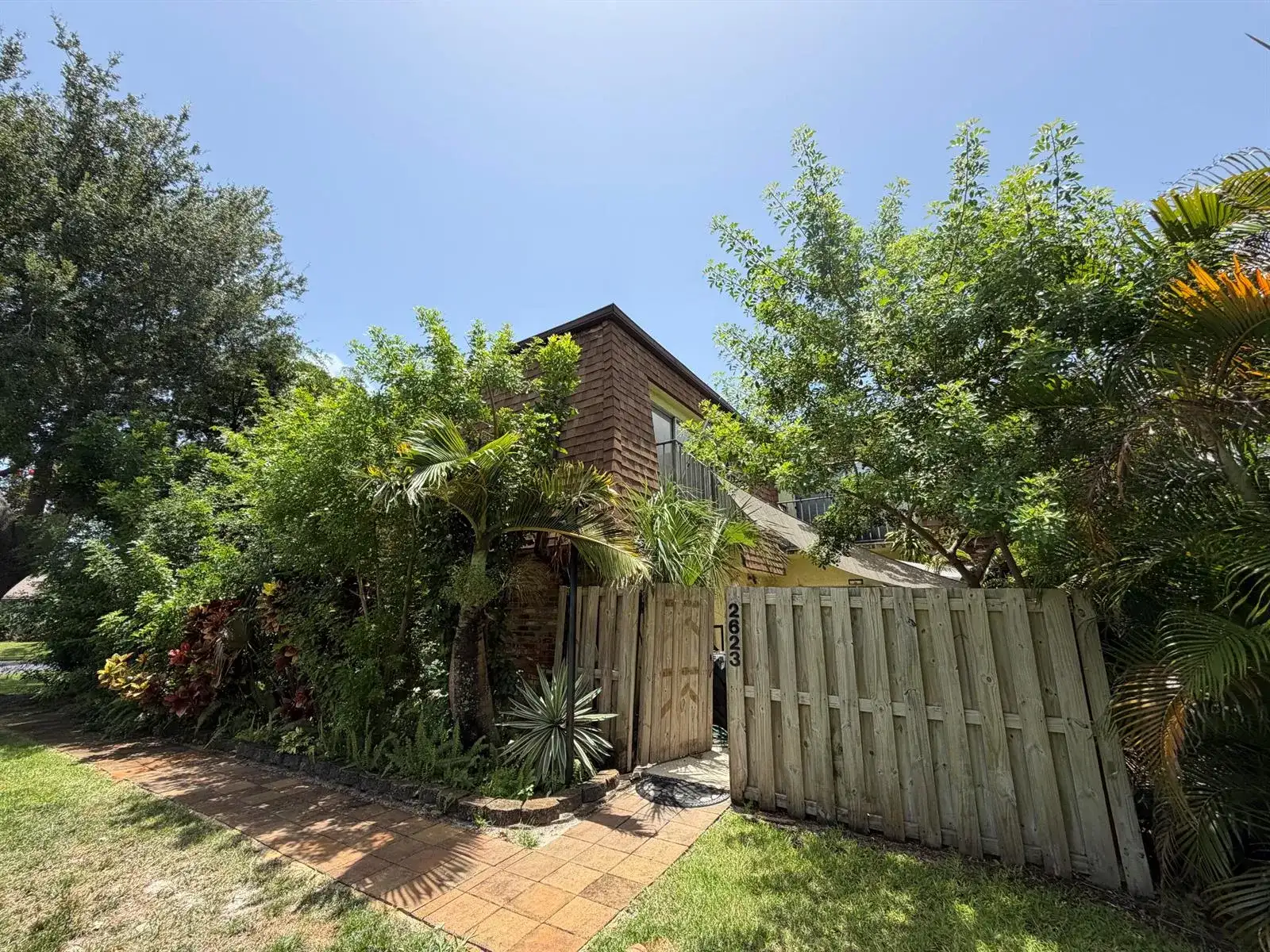 2623 SE 5TH Circle, Boynton Beach FL 33435 photo 2