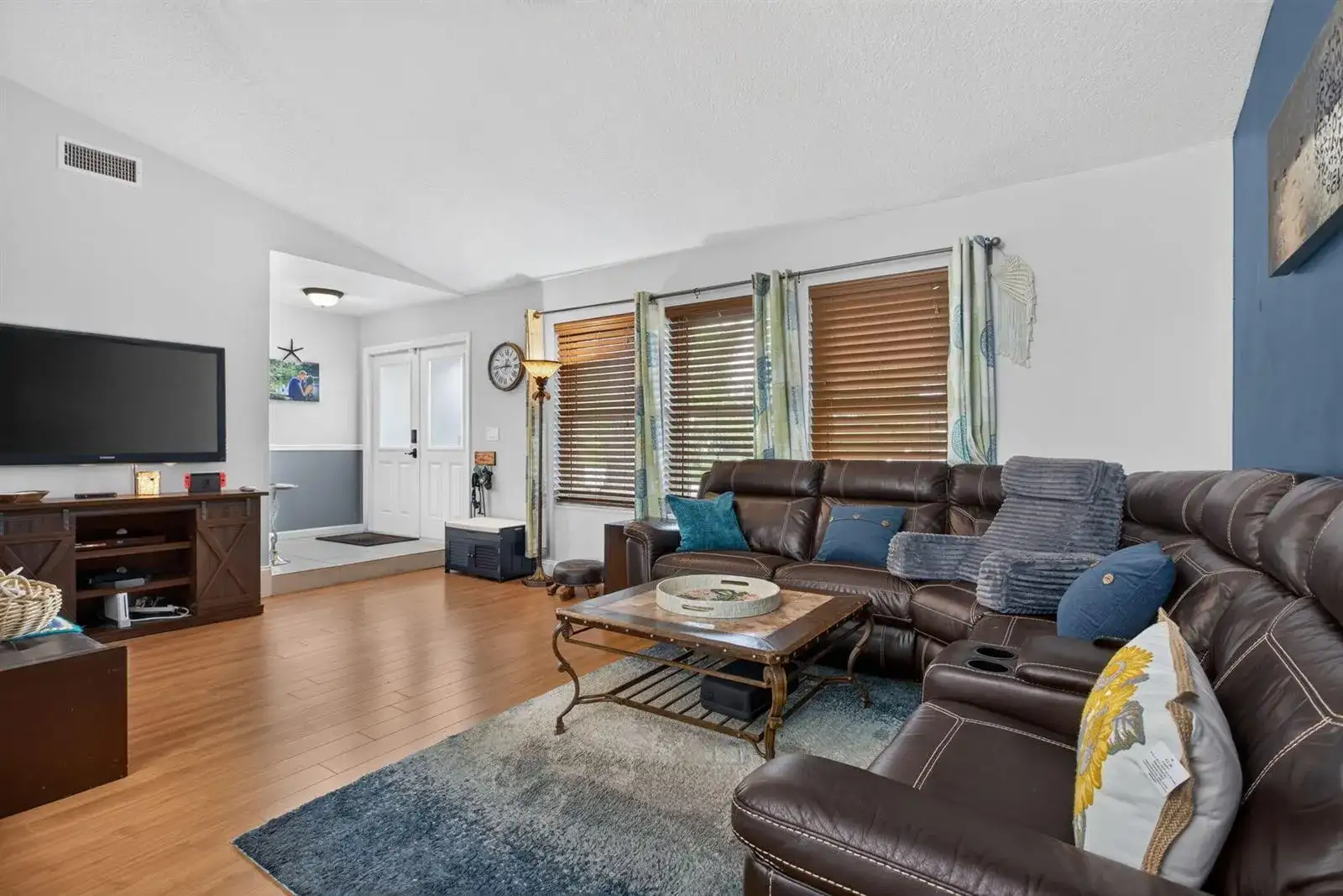 8751 NW 19th Street, Coral Springs FL 33071 photo 2