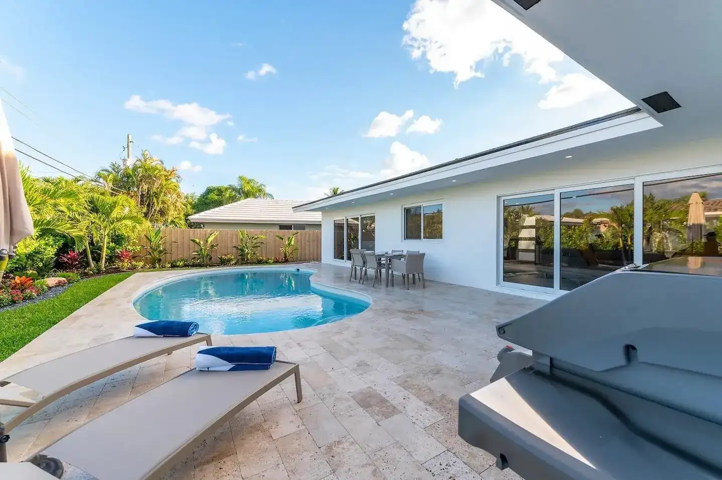 6600 NE 21ST Drive, Fort Lauderdale FL 33308 photo 4