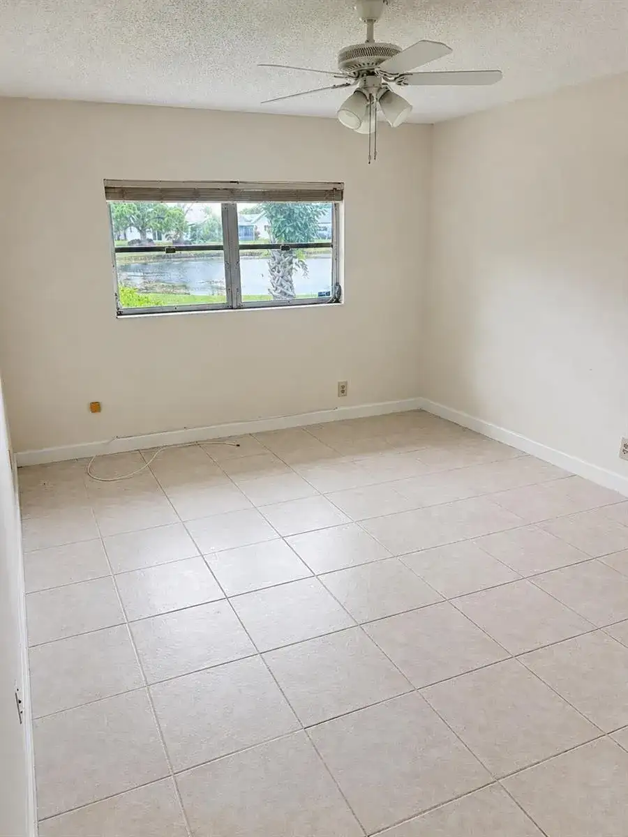 3319 AMERICO Drive, West Palm Beach FL 33417 photo 5