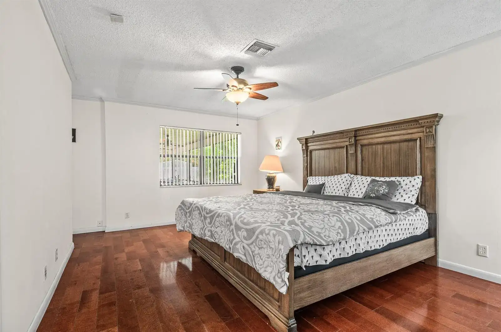 8541 NW 51ST Court, Lauderhill FL 33351 photo 5