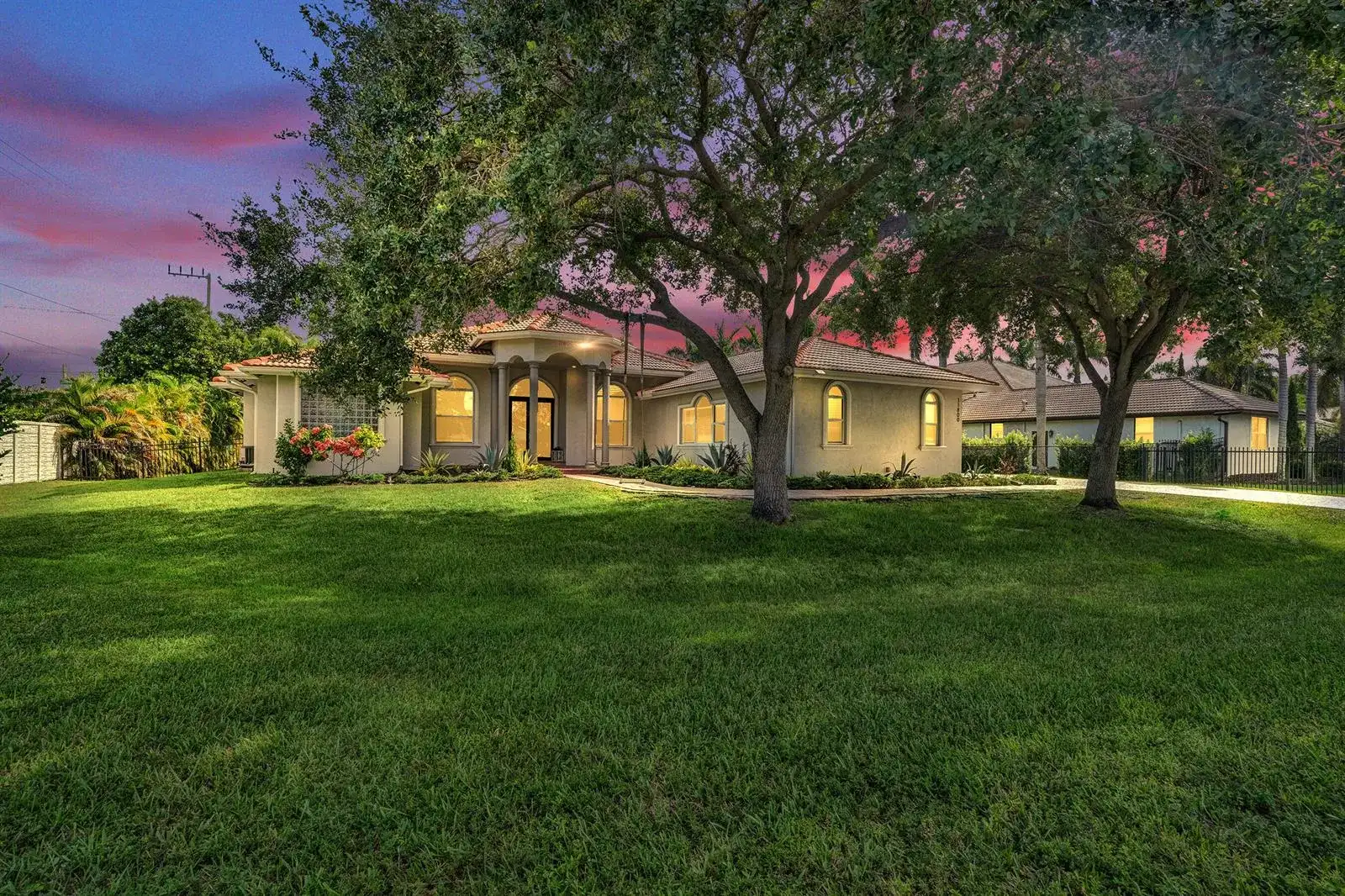 11800 NW 17TH Place, Plantation FL 33323 photo 2