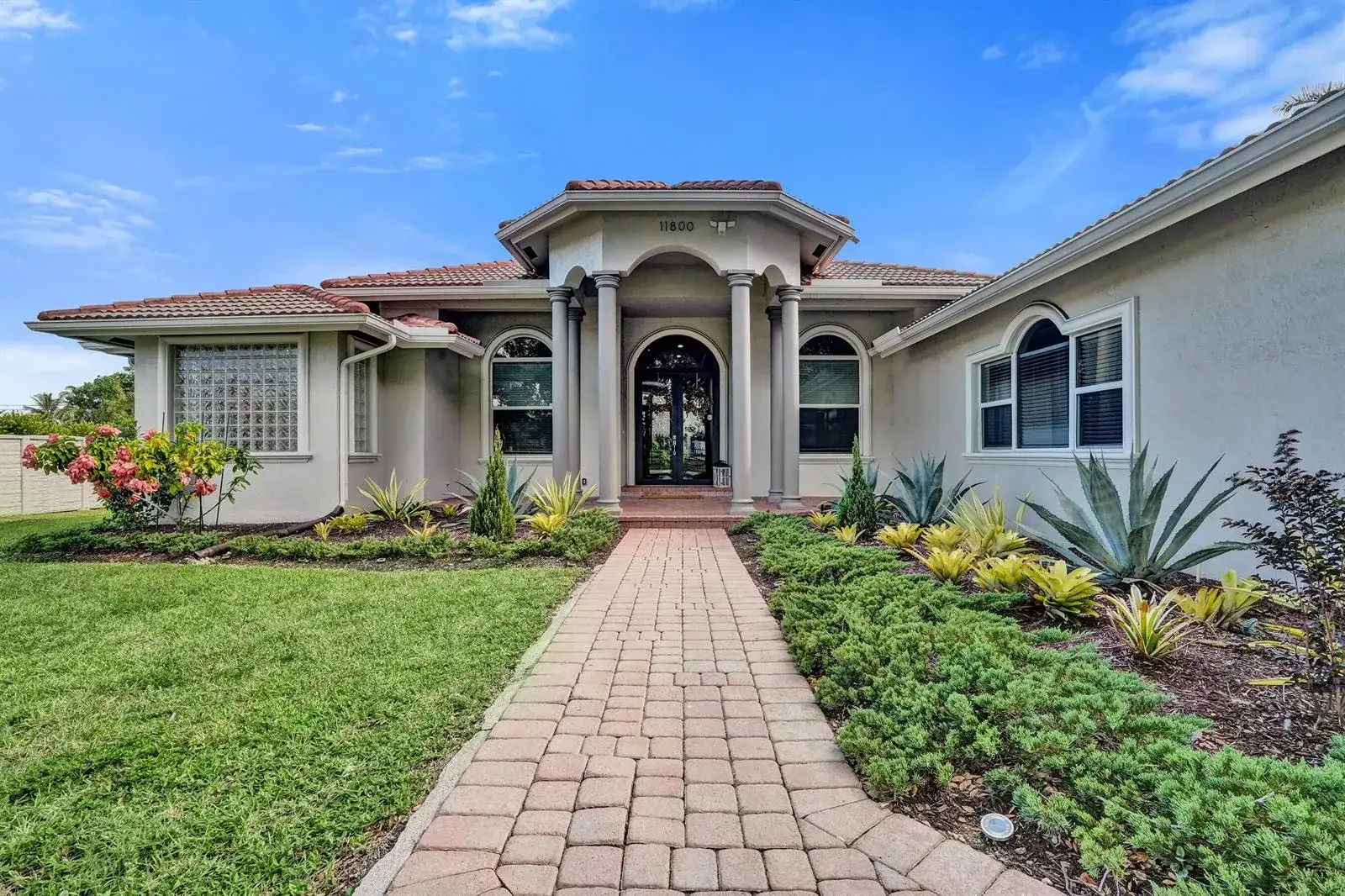 11800 NW 17TH Place, Plantation FL 33323 photo 5