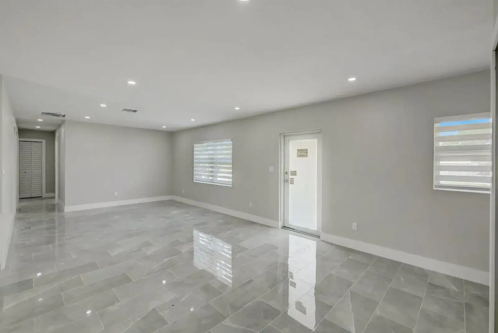 520 SW 13TH Place, Deerfield Beach FL 33441 photo 5