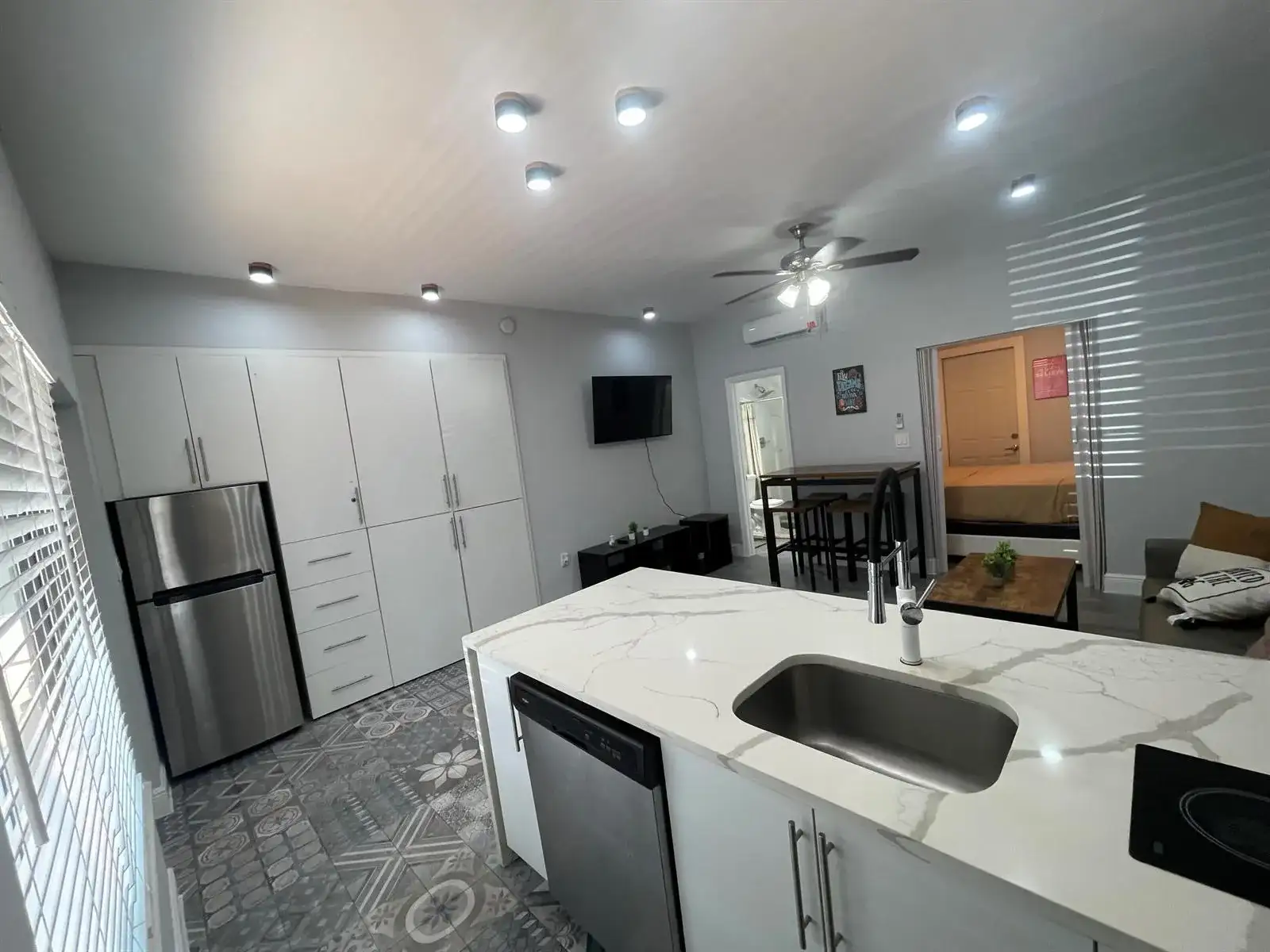 824 NE 4th Street # 3, Fort Lauderdale FL 33301 photo 5
