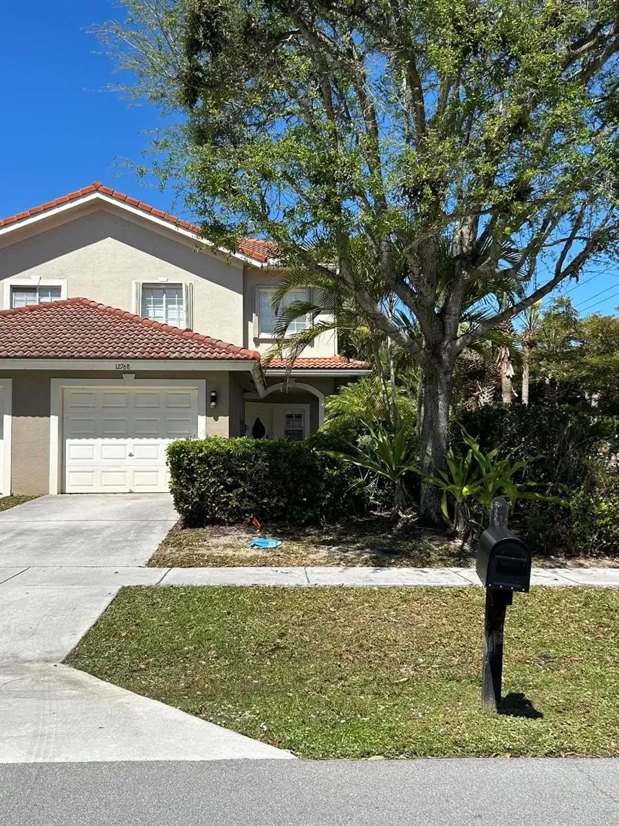 12768 Westhampton Circle, Wellington FL 33414 photo 2