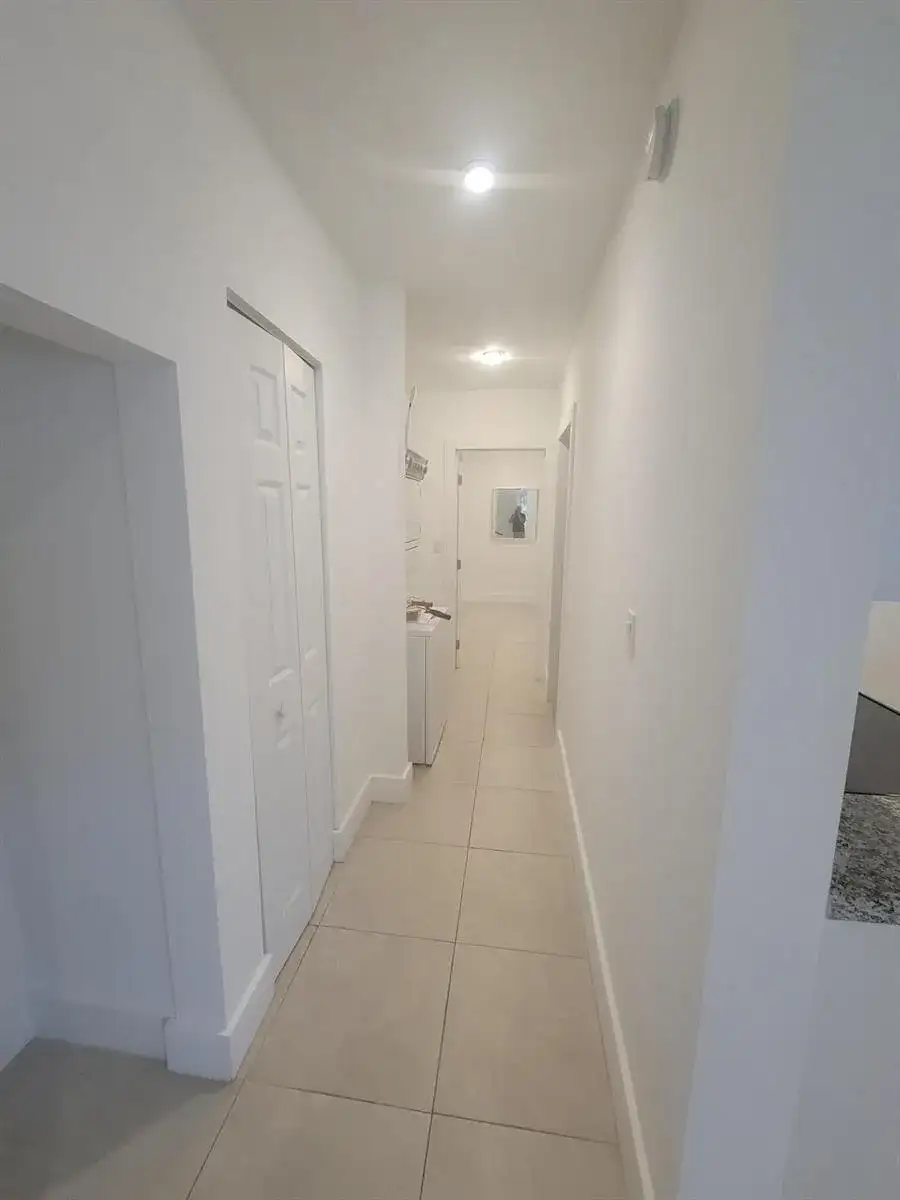 1415 SE 2nd Street # 2, Fort Lauderdale FL 33301 photo 4