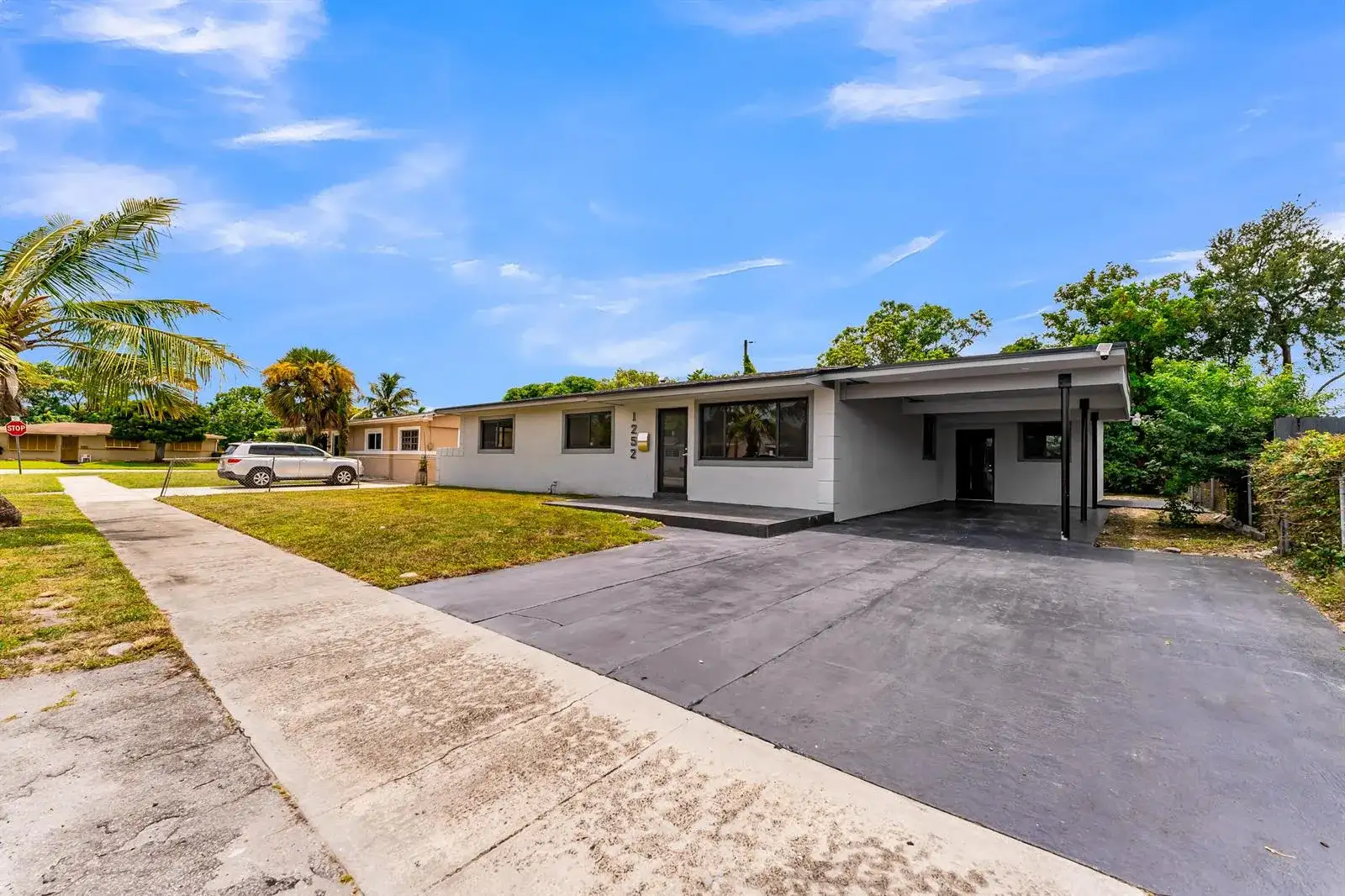 1252 NW 172ND Terrace, Miami Gardens FL 33169 photo 2