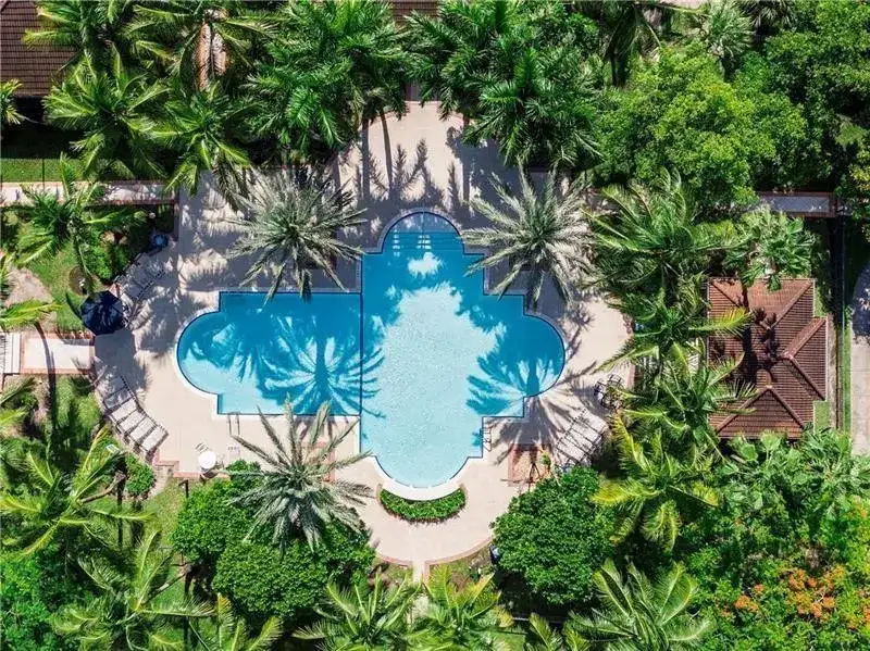 8020 N NOB HILL Road # 206, Tamarac FL 33321 photo 2