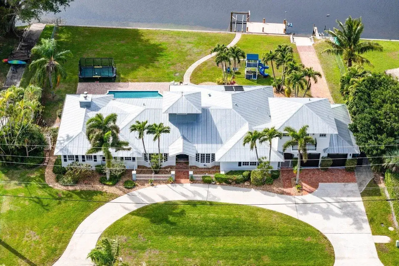 3815 S LAKE Drive, Boynton Beach FL 33435 photo 2