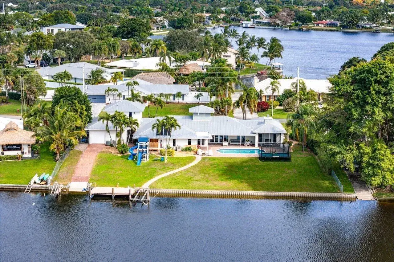 3815 S LAKE Drive, Boynton Beach FL 33435 photo 4