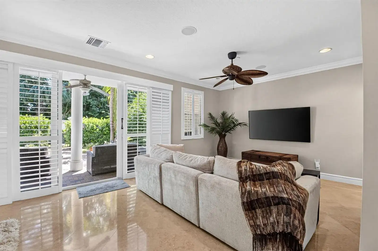612 NE FRANCESCA Lane, Boca Raton FL 33487 photo 4