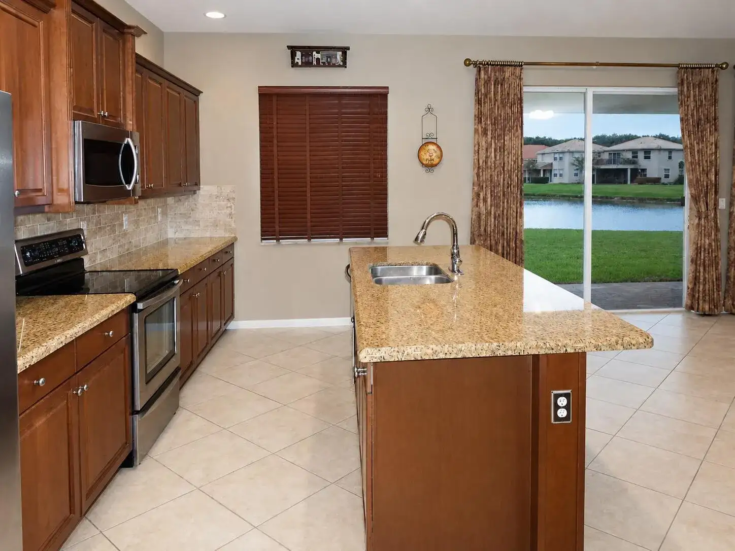 2700 Shaughnessy Drive, Wellington FL 33414 photo 3