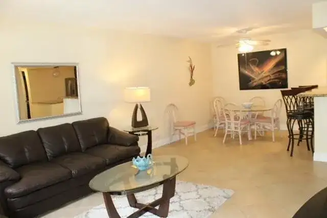 6436 CHASEWOOD Drive # B, Jupiter FL 33458 photo 3