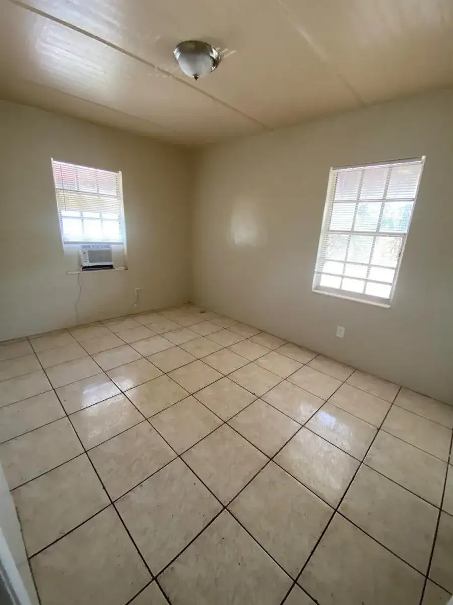 1401 NW 3rd Court # 10, Fort Lauderdale FL 33311 photo 4