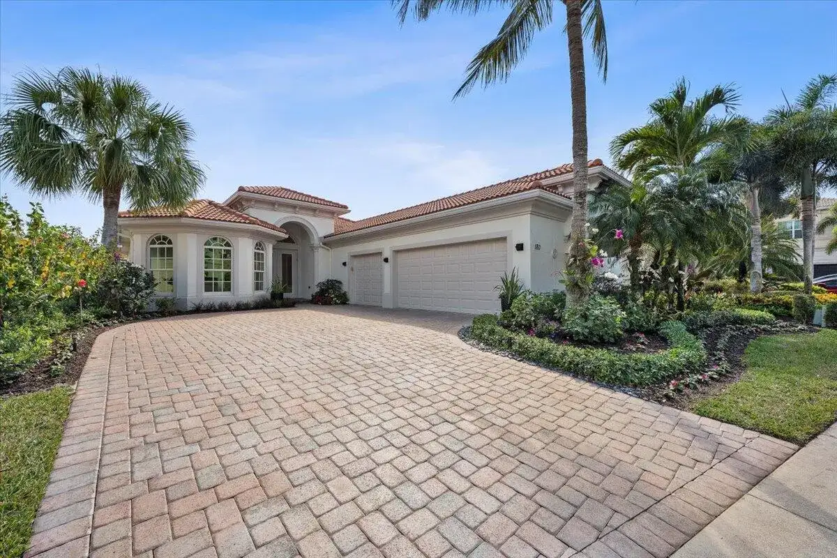 180 Carina Drive, Jupiter FL 33478 photo 2