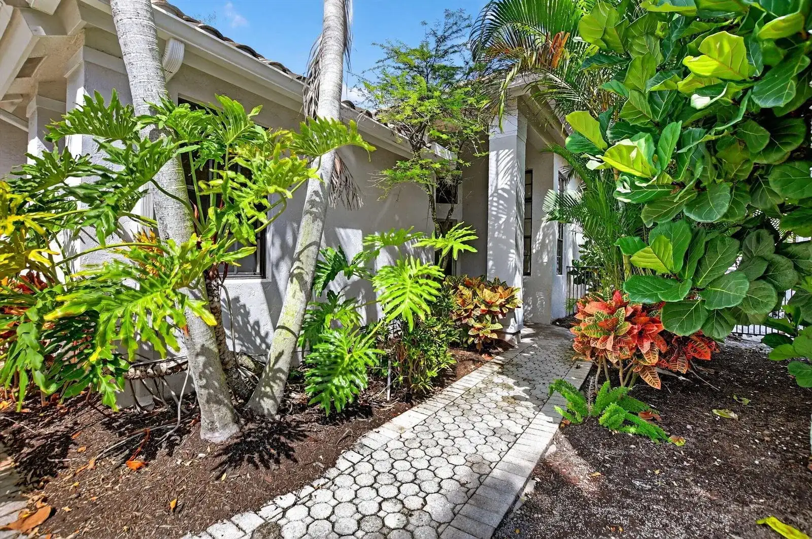 6301 NW 25th Way, Boca Raton FL 33496 photo 3
