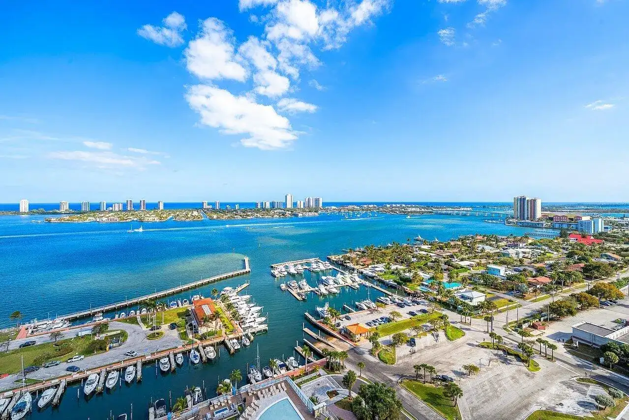 220 LAKE SHORE Drive # 702, Lake Park FL 33403 photo 2