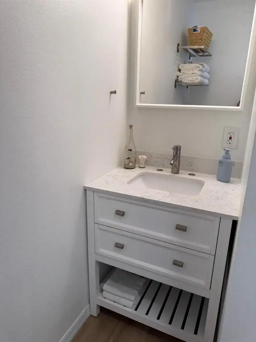 2929 SE OCEAN Boulevard # 5, Stuart FL 34996 photo 5