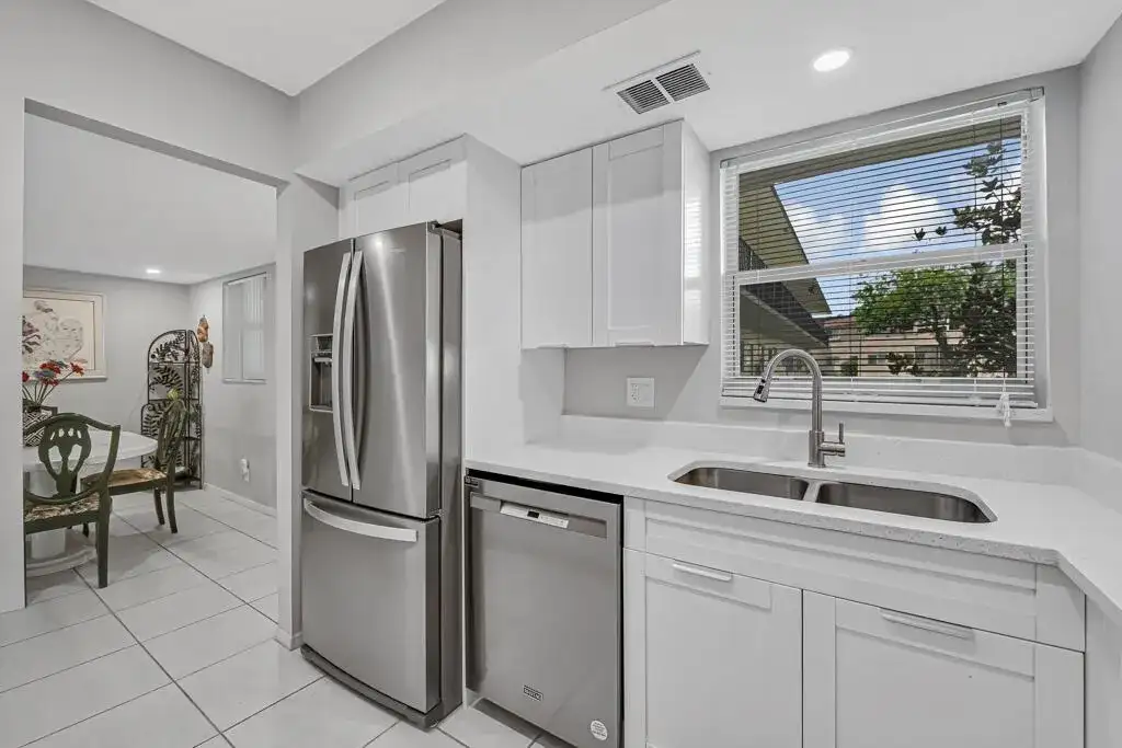 752 LORI Drive # 217, Palm Springs FL 33461 photo 3