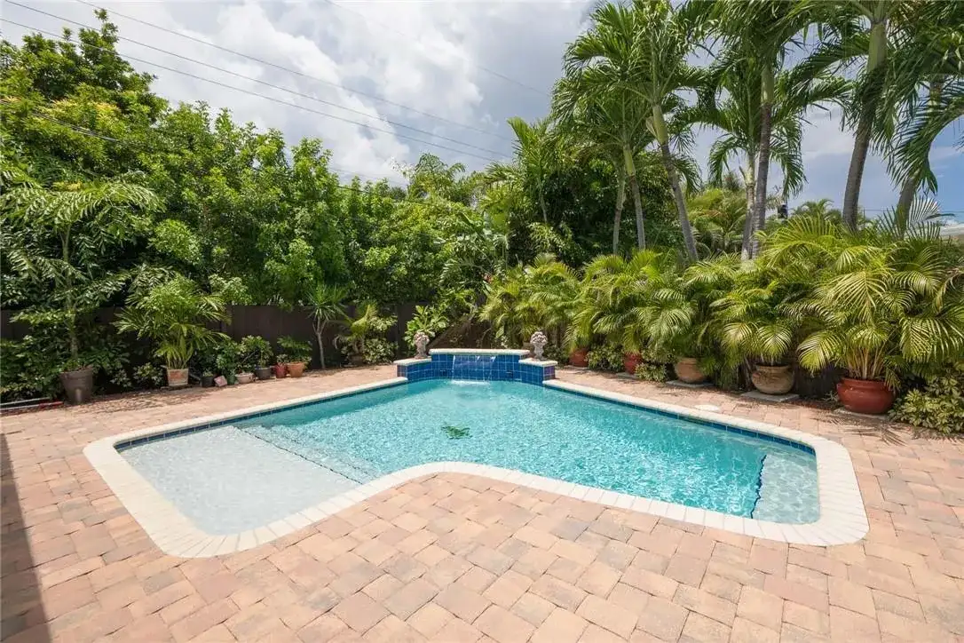 2709 NE 16TH Avenue, Wilton Manors FL 33334 photo 3