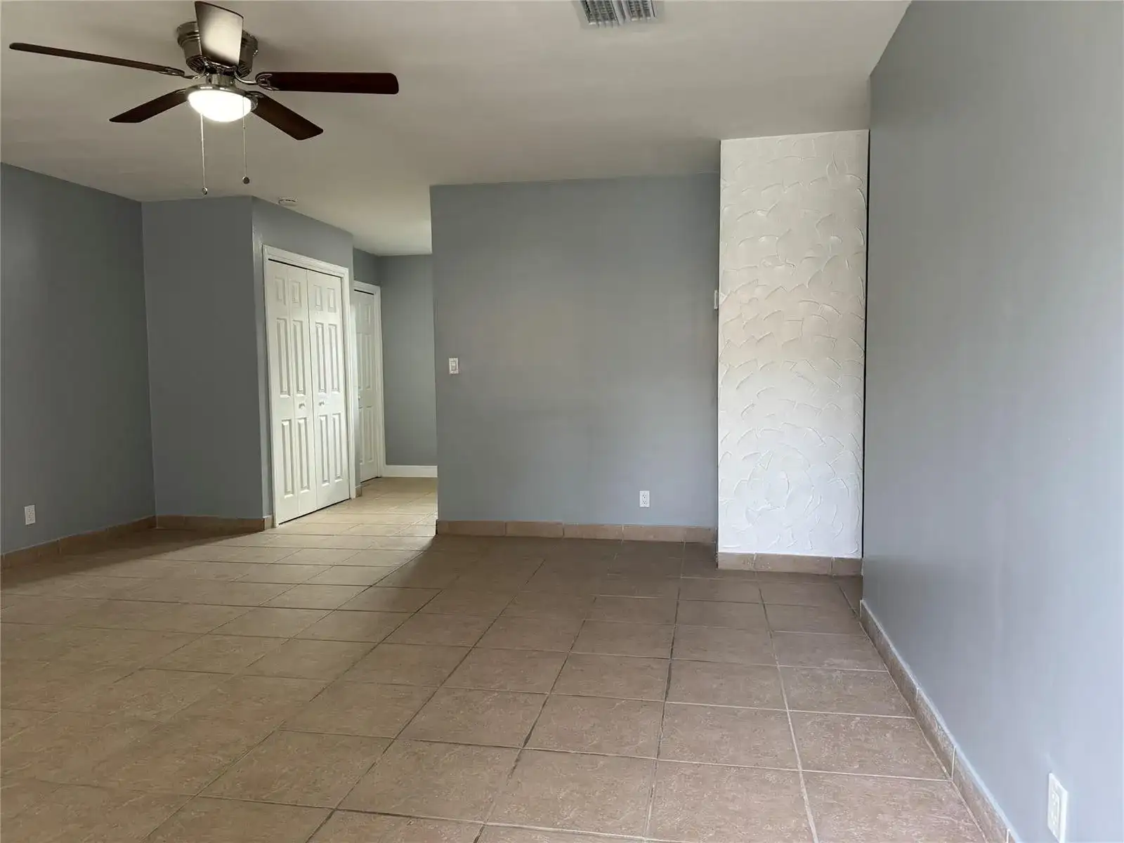 1036 NW 5TH Avenue, Fort Lauderdale FL 33311 photo 2