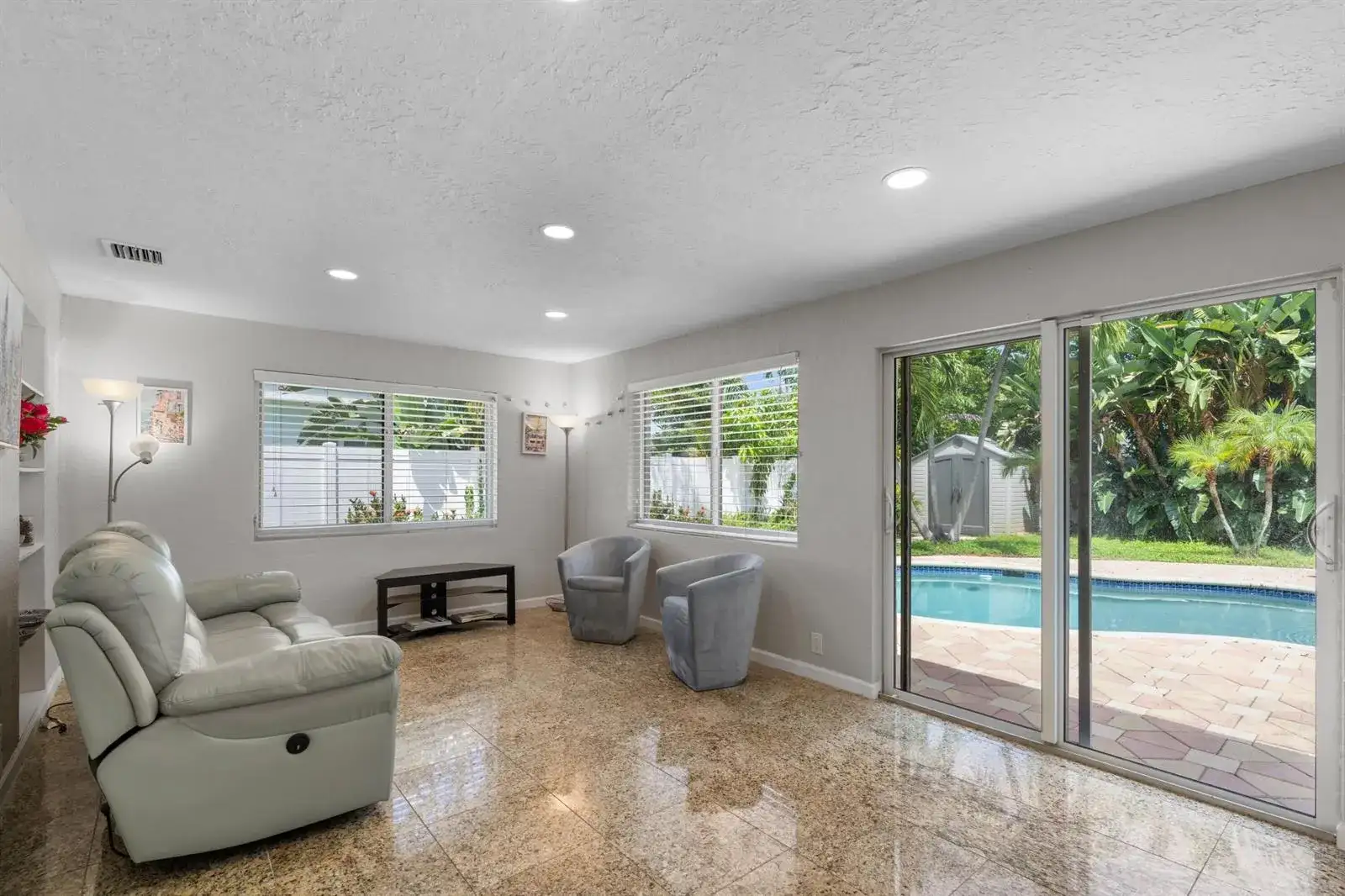 319 SW 2ND Street, Boca Raton FL 33432 photo 5