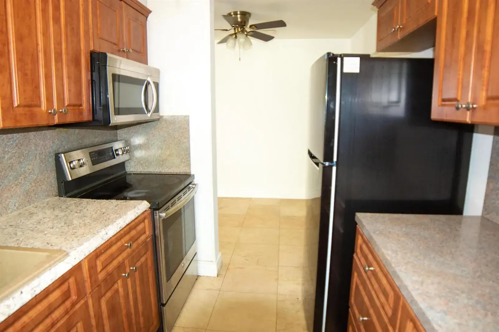 4731 NE 2ND, Deerfield Beach FL 33064 photo 4