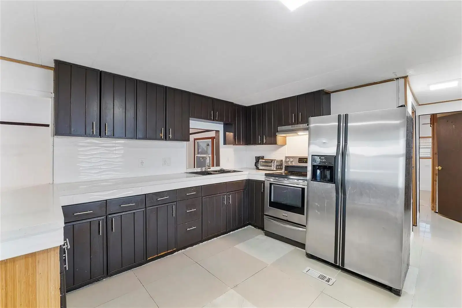 2710 E MARINA Drive, Dania Beach FL 33312 photo 2
