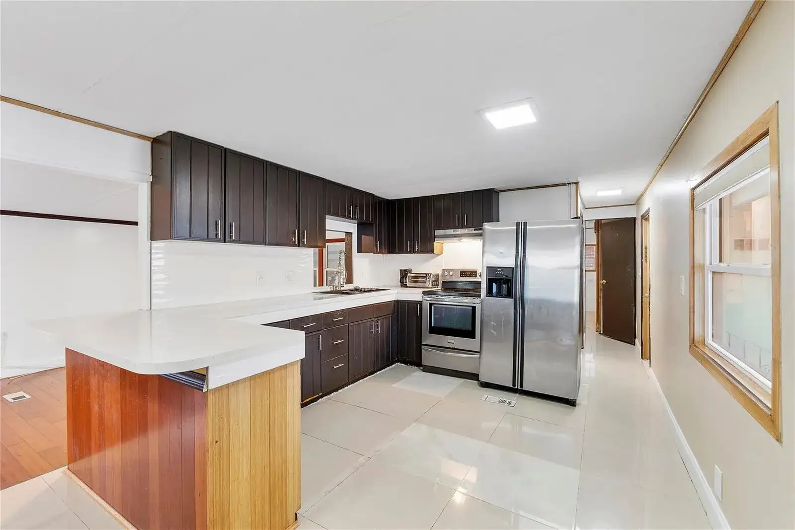 2710 E MARINA Drive, Dania Beach FL 33312 photo 3