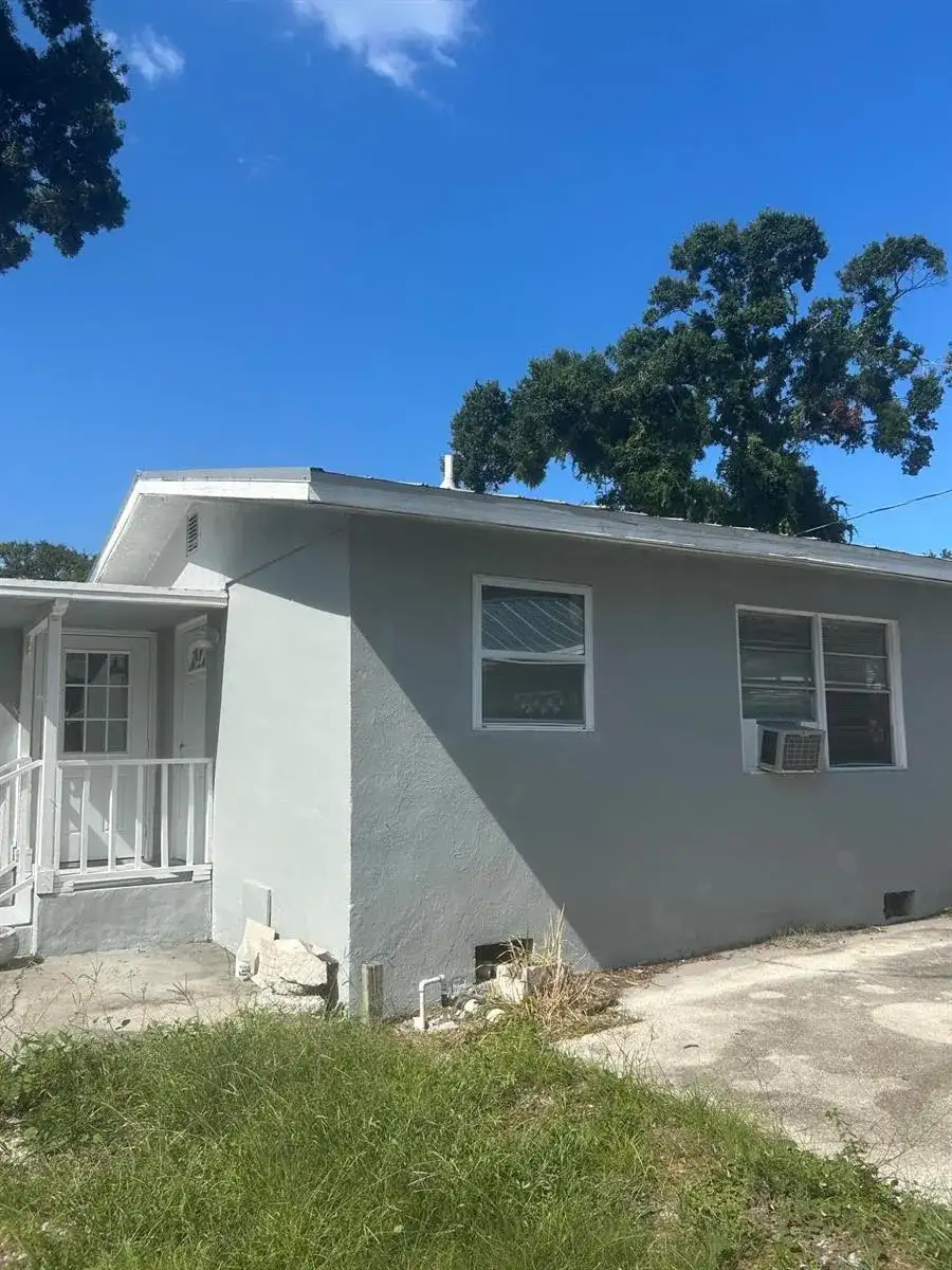 940 19TH Street, Vero Beach FL 32960 photo 3