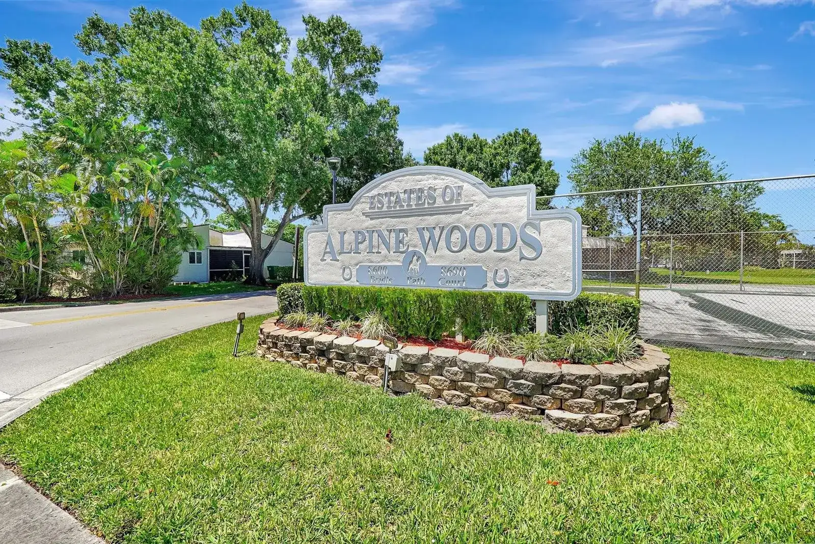 8630 BRIDLE PATH Court # 207, Davie FL 33328 photo 2