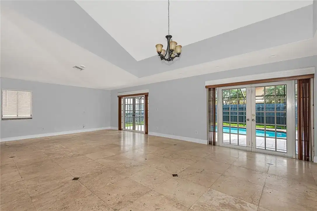 11551 SW 11th Street, Pembroke Pines FL 33025 photo 3