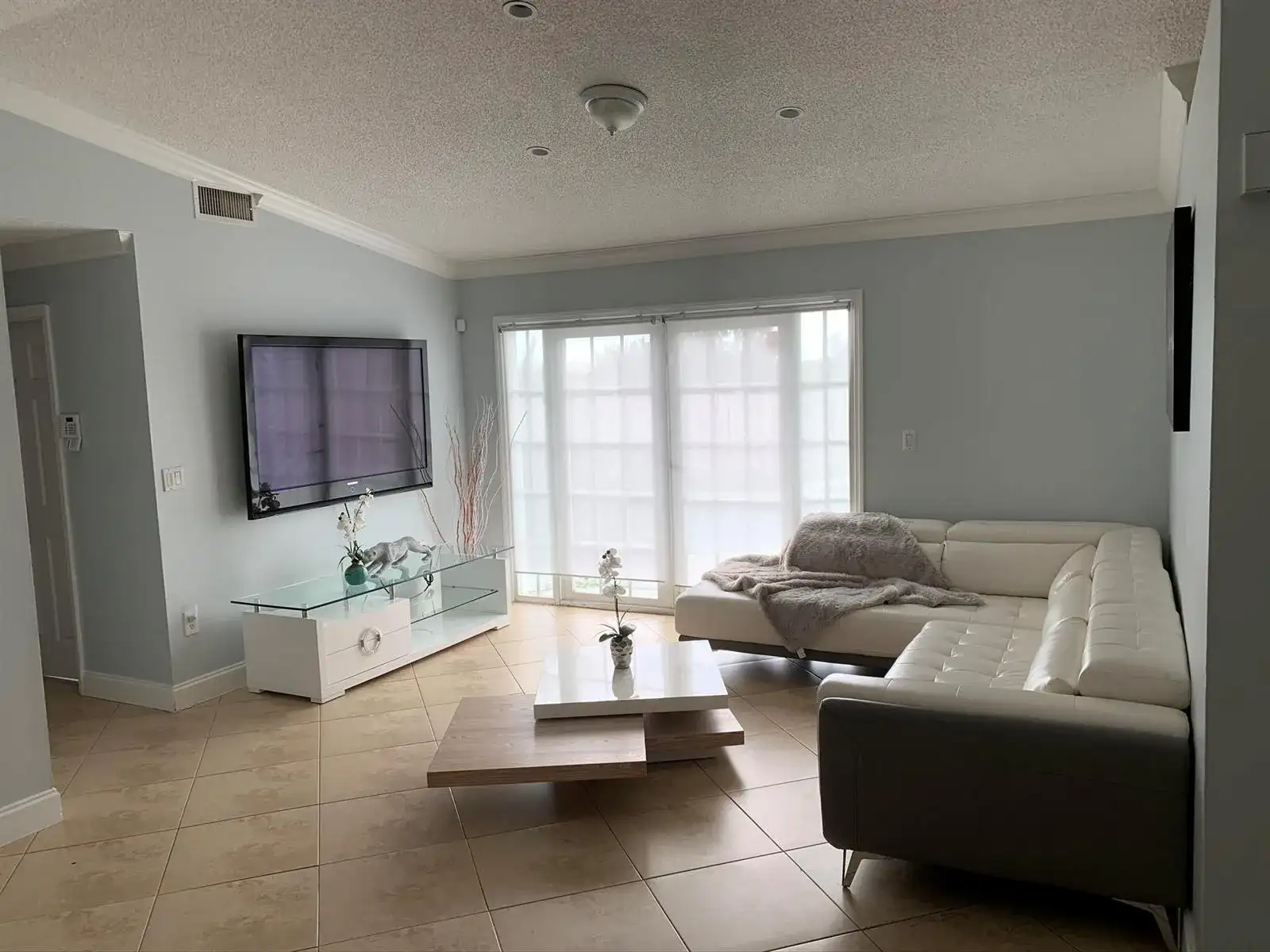 22258 SW 98TH Place, Cutler Bay FL 33190 photo 4