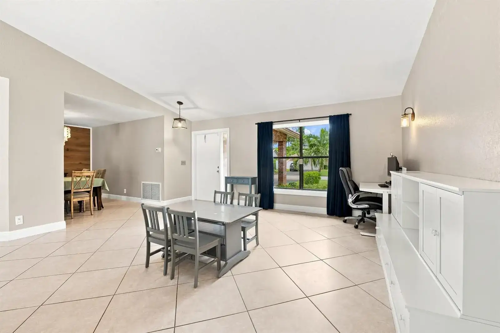 10666 NW 2ND Place, Coral Springs FL 33071 photo 5