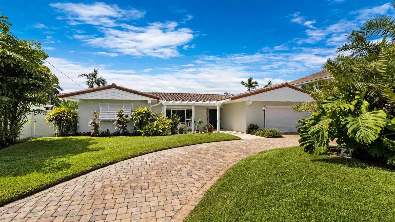2750 NE 8TH Court, Pompano Beach FL 33062 photo 3
