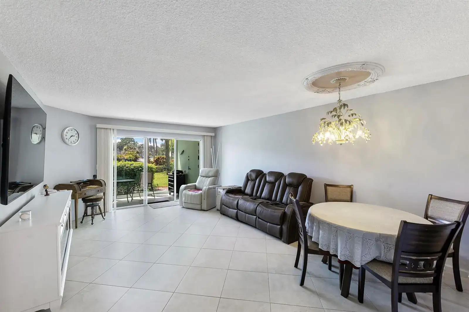 3590 Via Poinciana # 107, Lake Worth FL 33467 photo 4