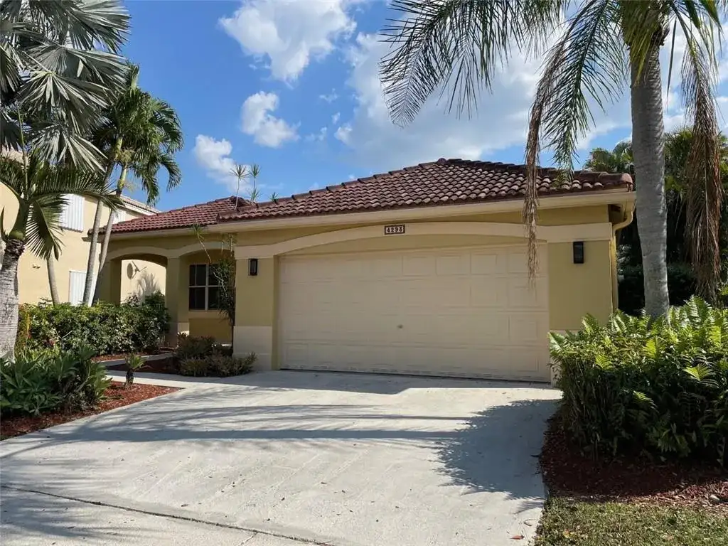 4293 LAUREL RIDGE Circle # 4293, Weston FL 33331 photo 3