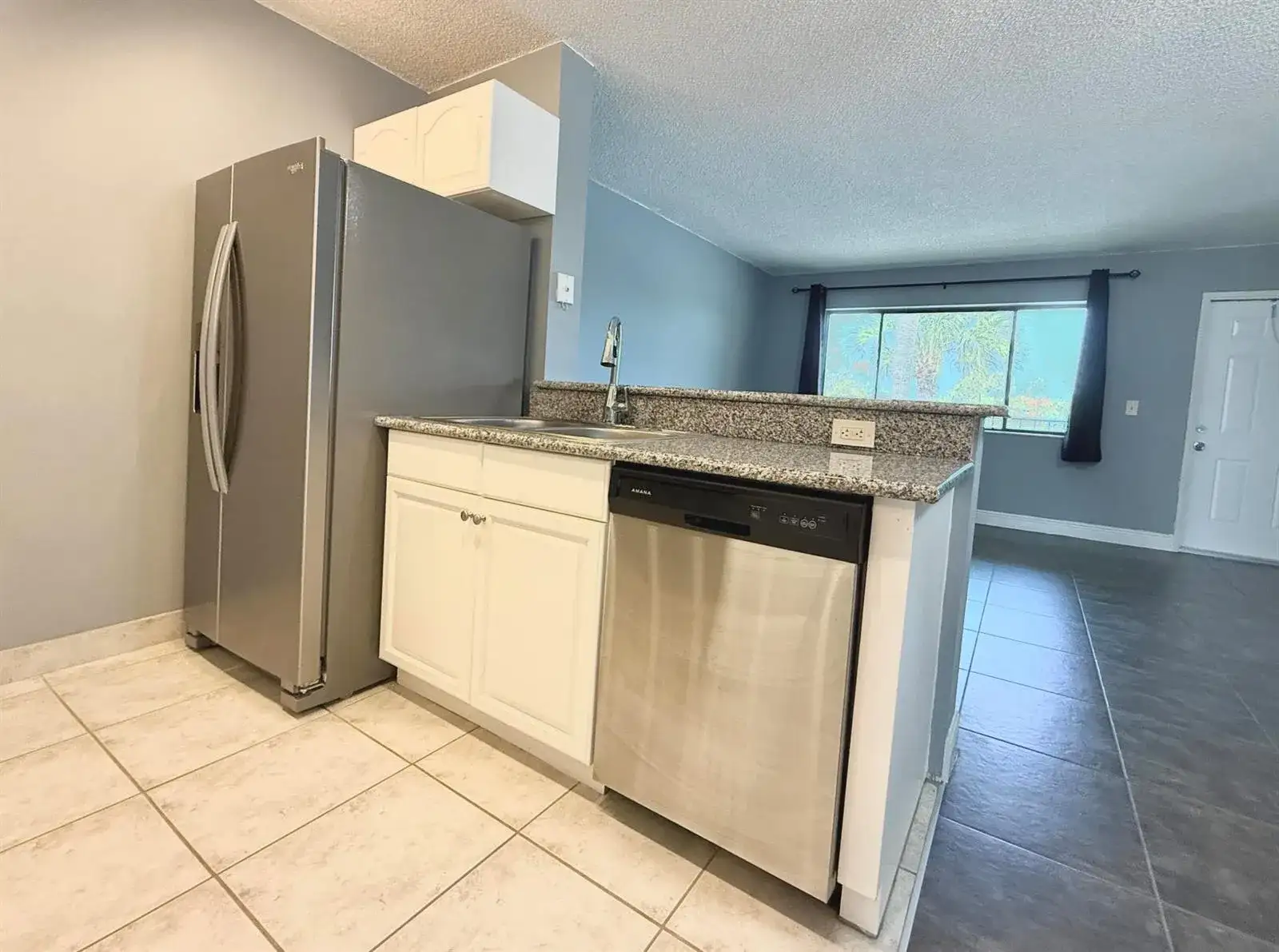 1625 Meadows Circle W, Boynton Beach FL 33436 photo 3