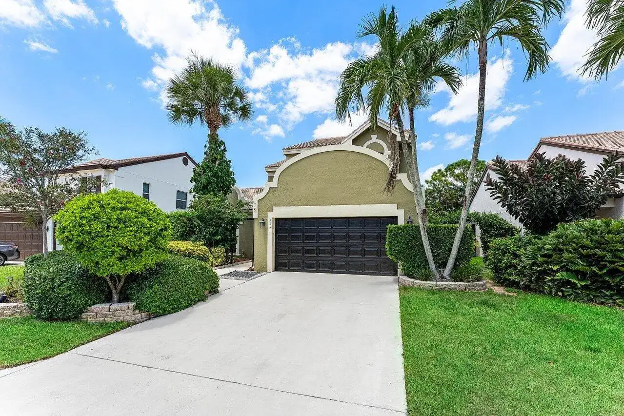 3331 NW 71st Street, Coconut Creek FL 33073 photo 2
