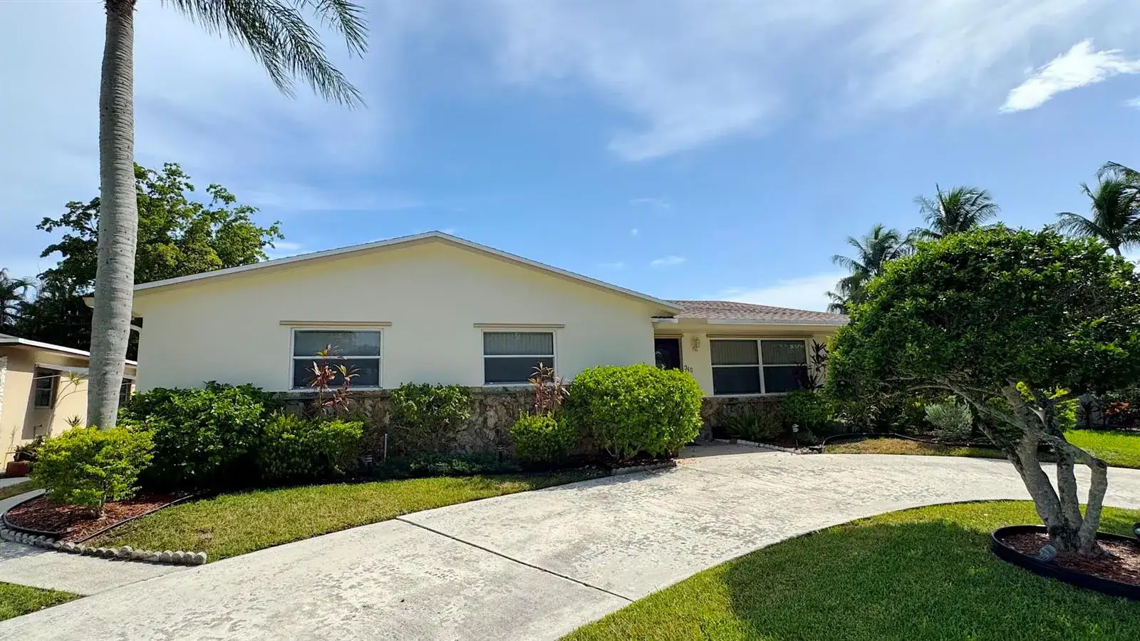 310 SE 4TH Terrace, Dania Beach FL 33004 photo 5