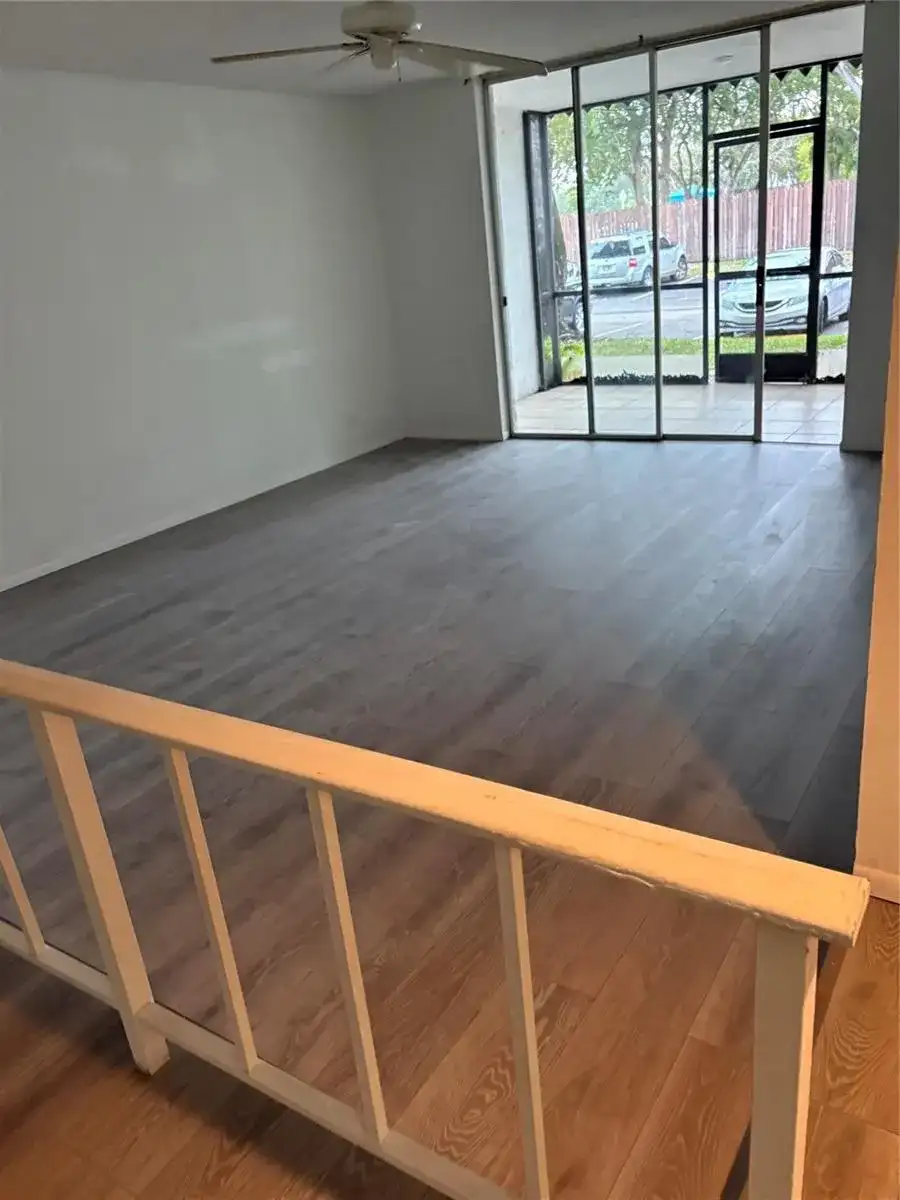 3710 INVERRARY Drive # 1Y, Lauderhill FL 33319 photo 4