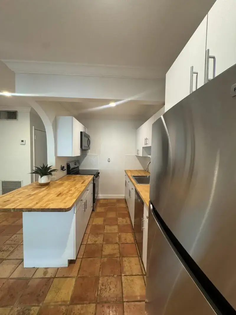 1640 NE 4th Place, Fort Lauderdale FL 33301 photo 5