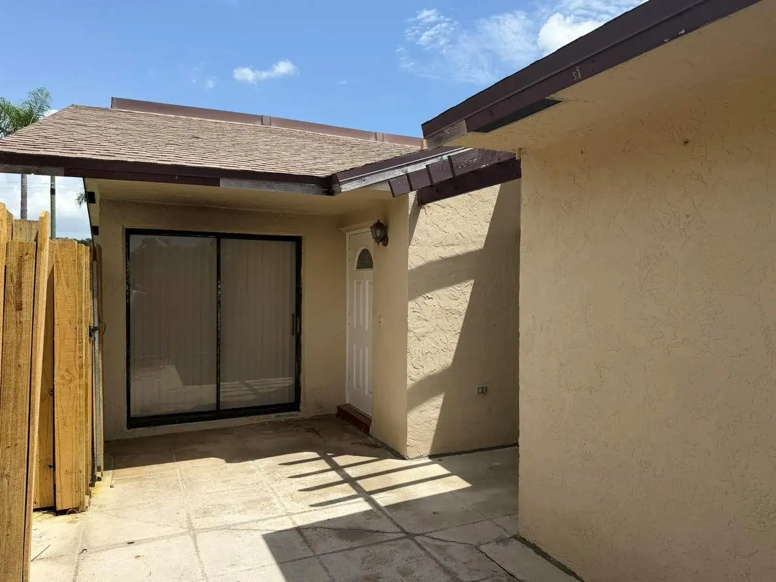 1501 WATERVIEW Circle, Palm Springs FL 33461 photo 4