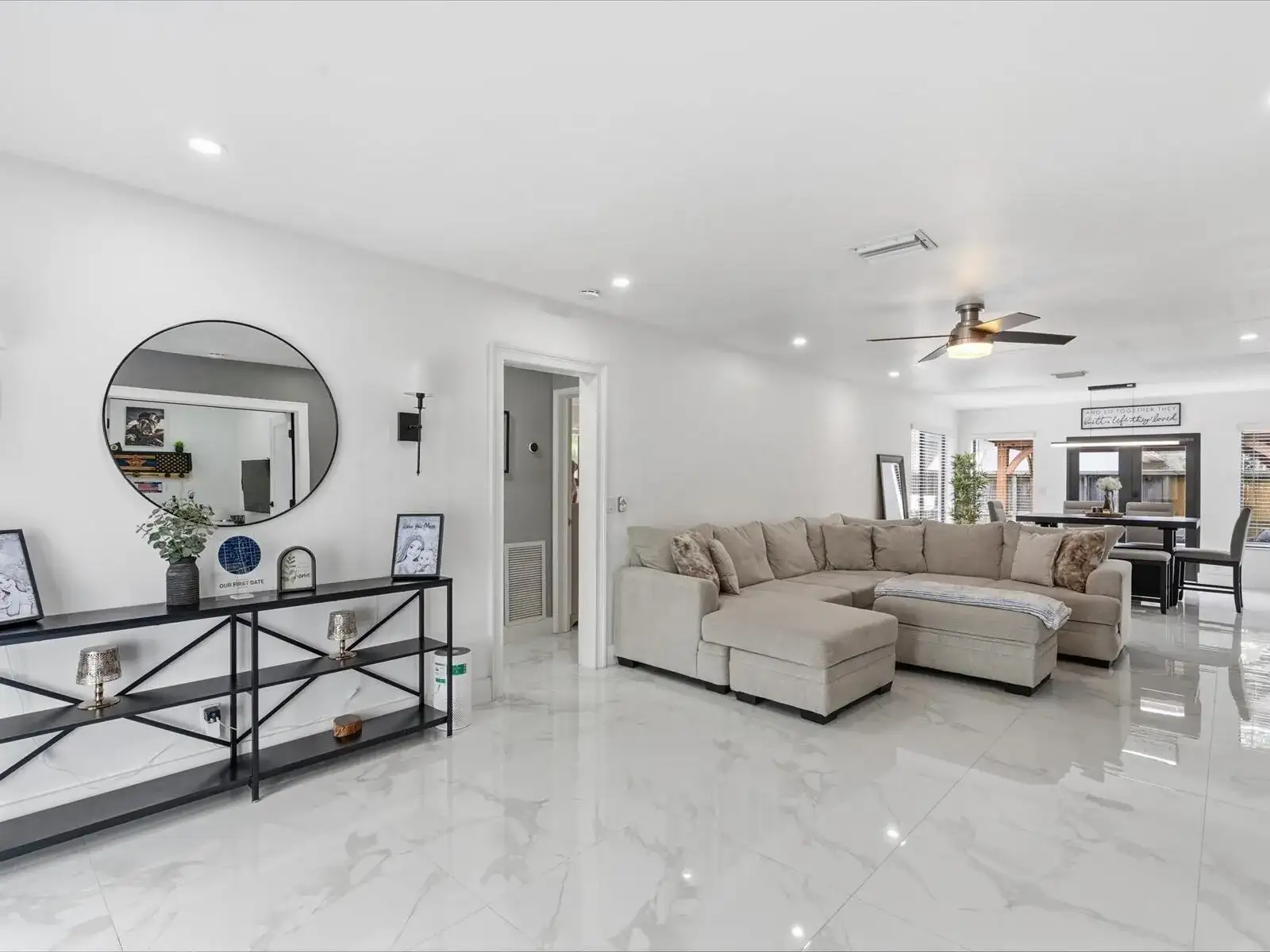 2860 MONROE Street, Hollywood FL 33020 photo 4
