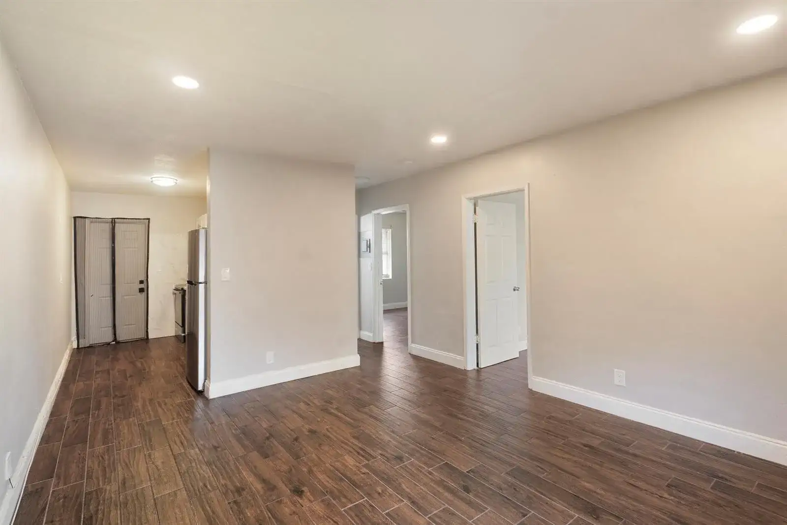 730 NW 4th Avenue # 3, Fort Lauderdale FL 33311 photo 2
